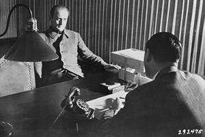 Аксман по време на разпит в Нюрнберг 16 октомври 1947