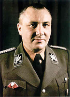 Мартин Борман